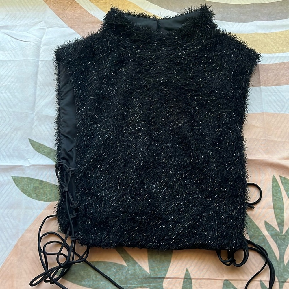 3/$10 Black and Silver Sleeveless Cropped Top